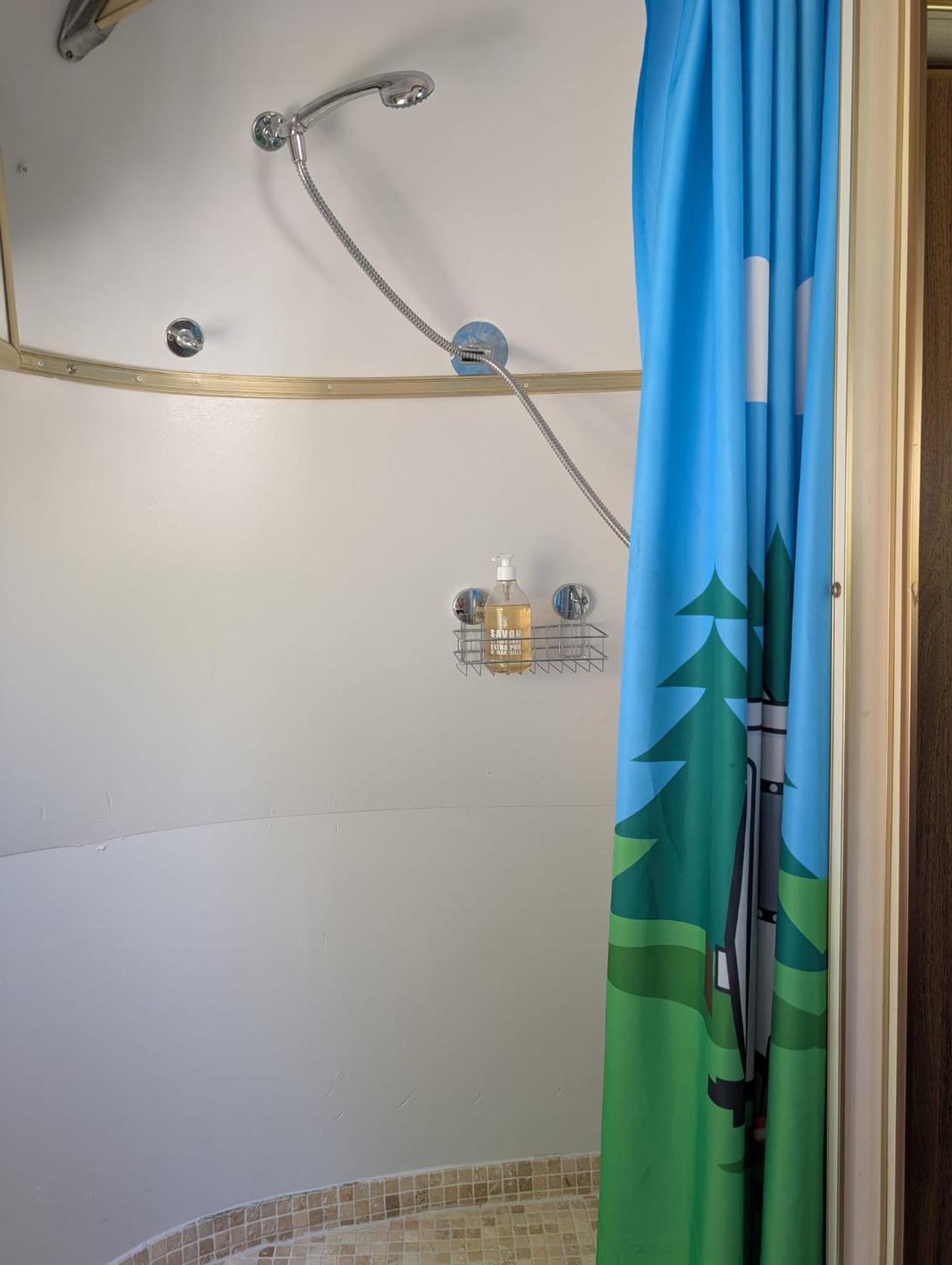 Pooh'S Belle Hotel Grimaud Bagian luar foto