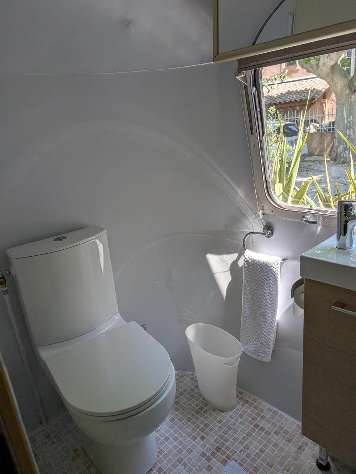 Pooh'S Belle Hotel Grimaud Bagian luar foto